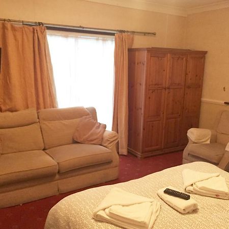 Welbeck Hotel - Close To Beach, Train Station & Southend Airport Zewnętrze zdjęcie