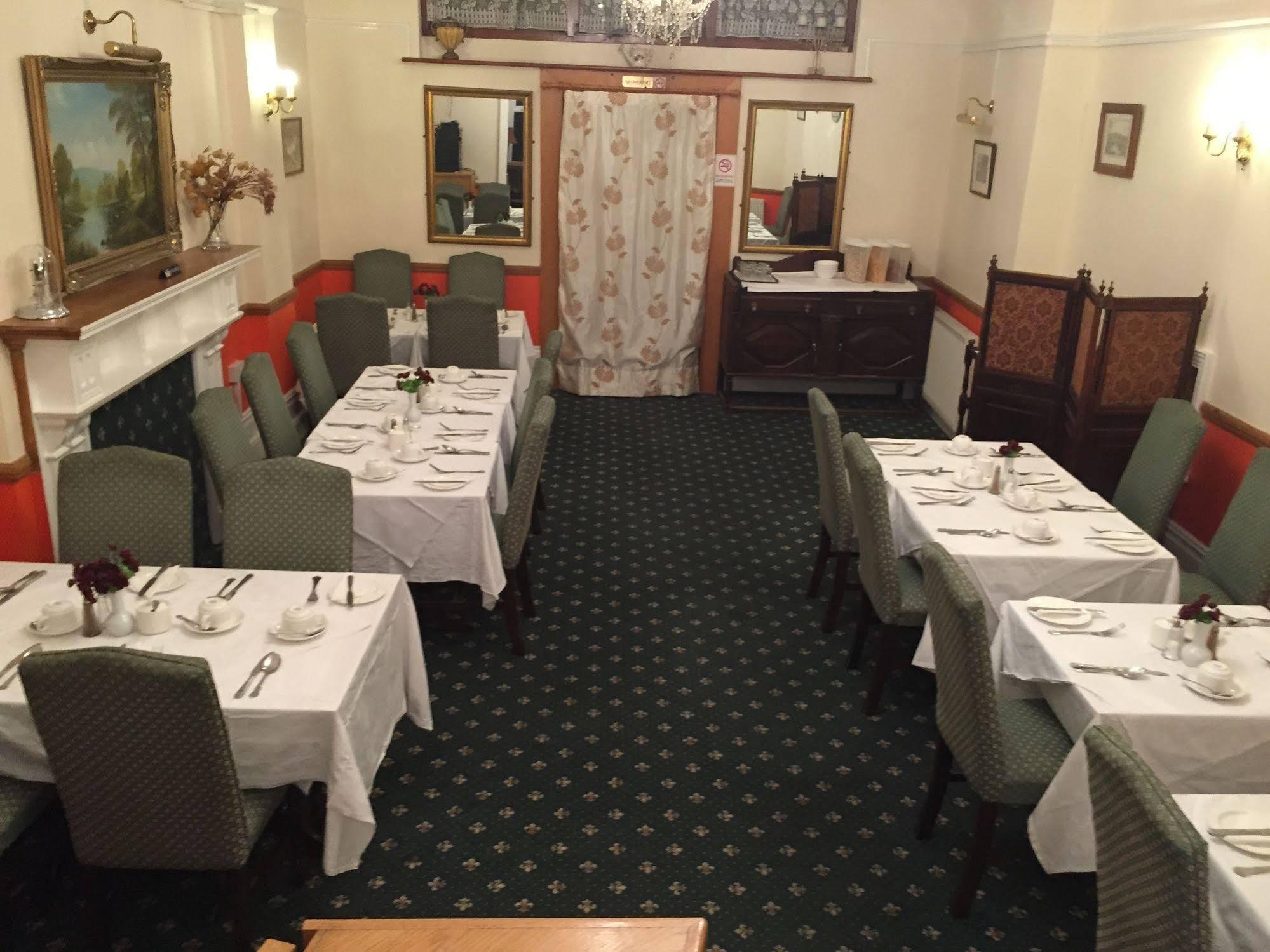 Welbeck Hotel - Close To Beach, Train Station & Southend Airport Zewnętrze zdjęcie