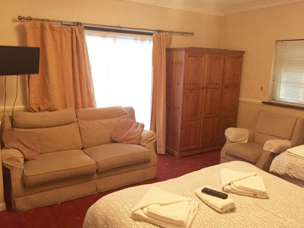 Welbeck Hotel - Close To Beach, Train Station & Southend Airport Zewnętrze zdjęcie