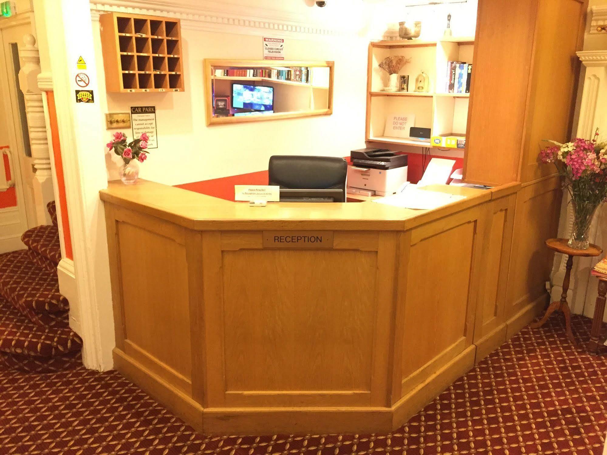 Welbeck Hotel - Close To Beach, Train Station & Southend Airport Zewnętrze zdjęcie